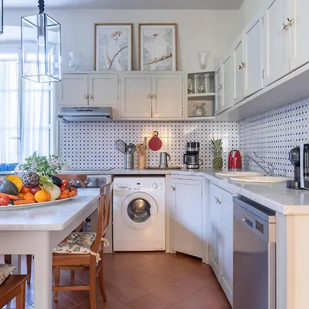 Stunning In With Kitchen Capannori