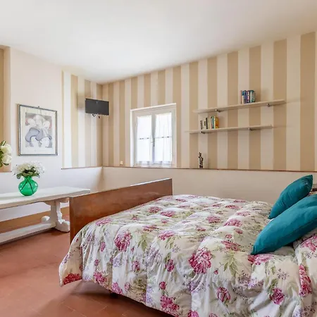 Stunning In With Kitchen Casa vacanze